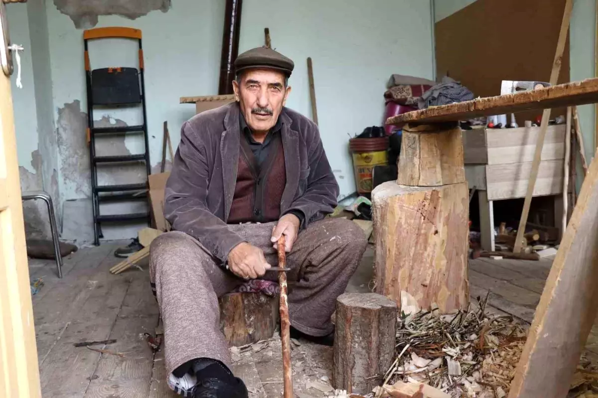 79 yasindaki adamin tahta ile hayat mucadelesi apDyRrD6.jpg