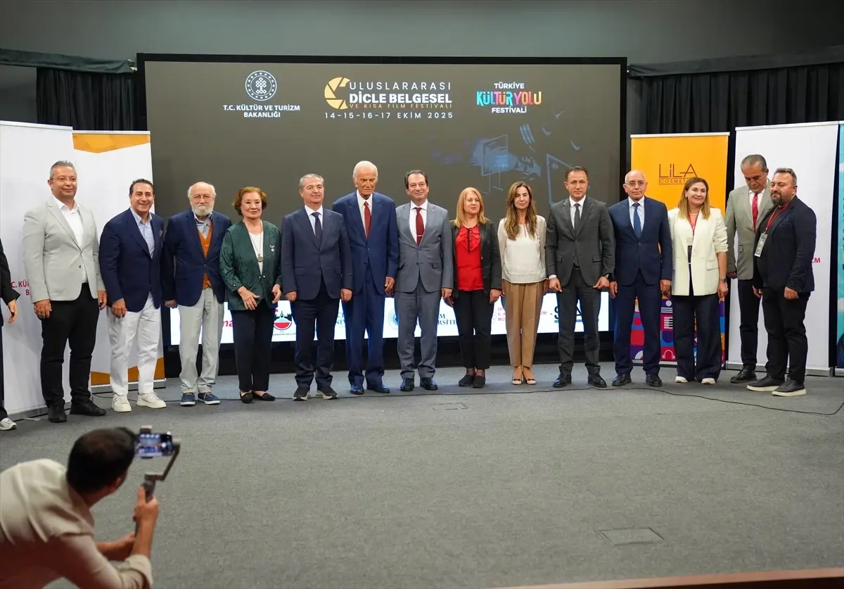 diyarbakir kultur yolu festivali basladi MpIOKFaG.jpg