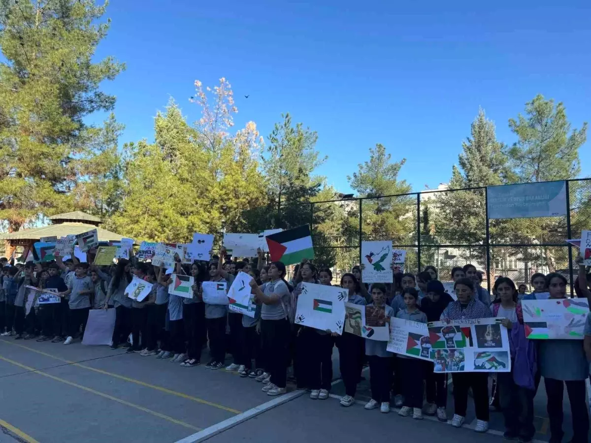 kurtalanda gazze icin dayanisma etkinligi duzenlendi Jf8WpPRm