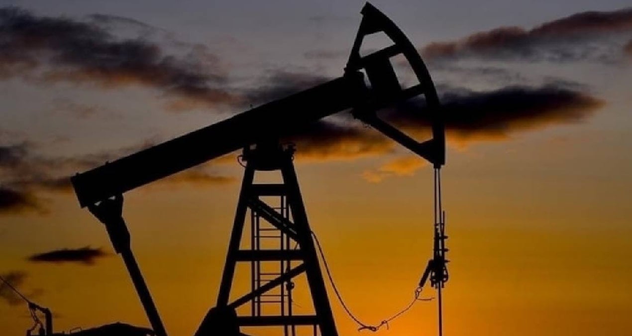 petrolde sabahin ilk saatlerinde korkutan dusus iTP276bQ.jpg