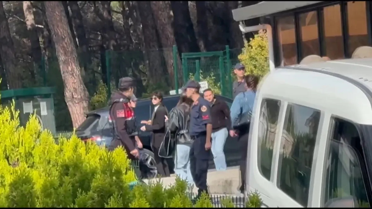 uyusturucu sorusturmasinda gozaltina alinan unluler serbest birakildi 8HSWadrZ