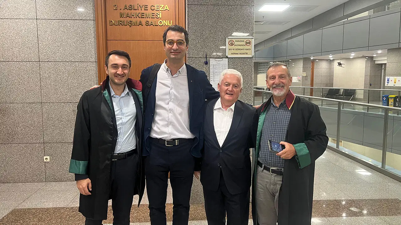 yazarimiz baris terkoglu ve emekli asker ahmet zeki ucoka acilan davada erteleme karari clIcl723.jpg