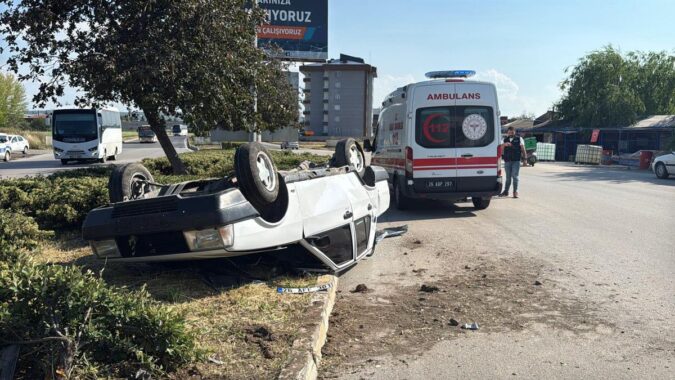 Eskişehir’de Takla Atan Araçta İki Yaralı